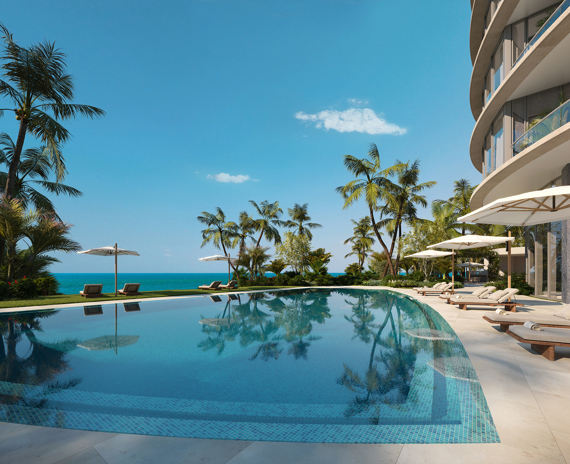 Rivage Bal Harbour — oceanfront pool